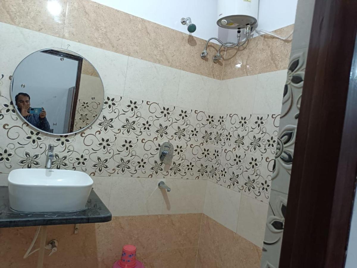 Shivalik Residency - Hotel & Banquet Hall Bāra Banki Exterior foto