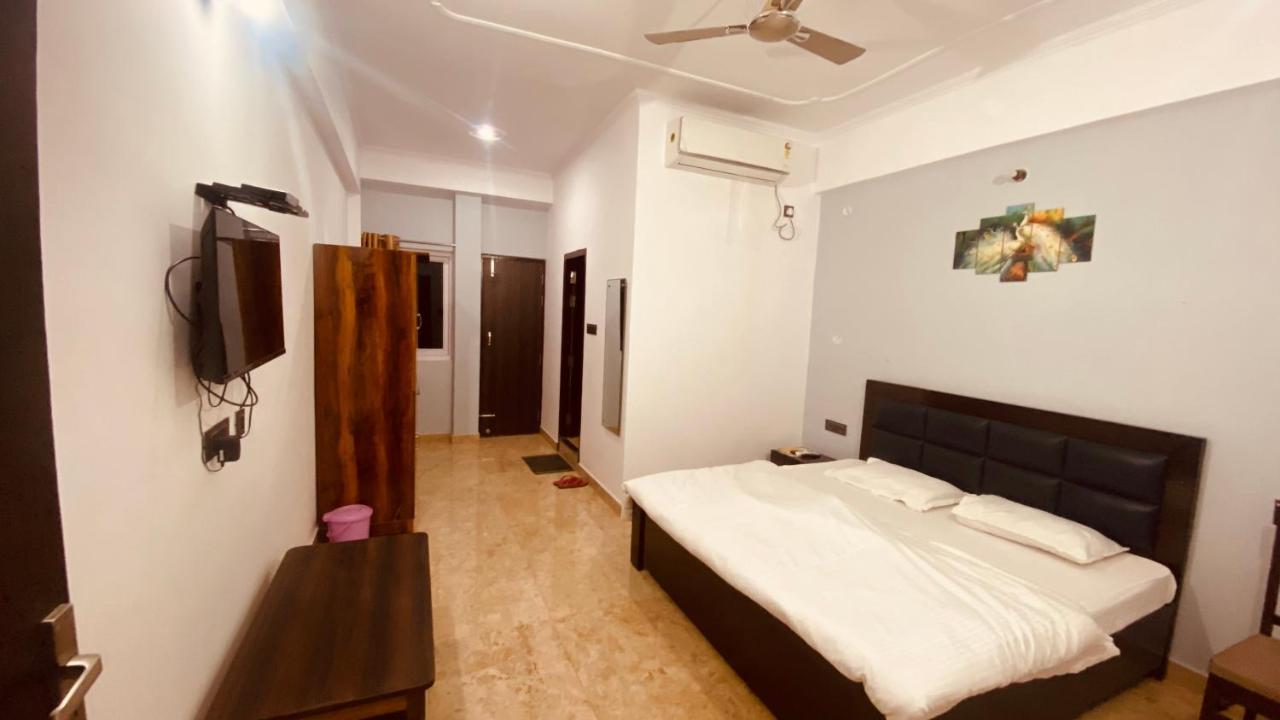 Shivalik Residency - Hotel & Banquet Hall Bāra Banki Exterior foto